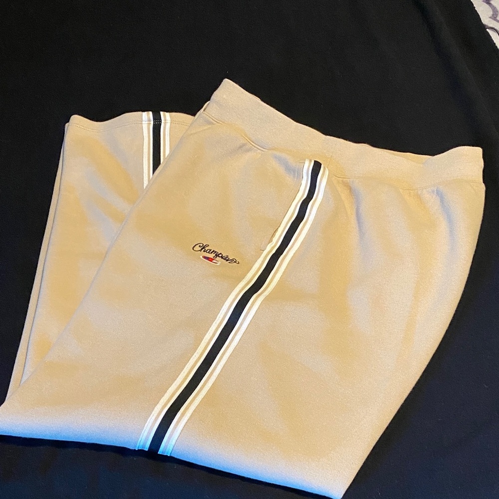 Women’s Champion LTD edition wide leg sweats